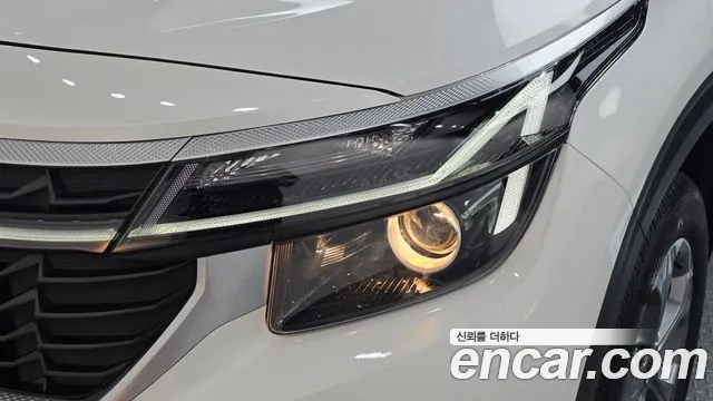 Kia Seltos Бензин 1.6 турбо 2WD — Фото автомобиля 21