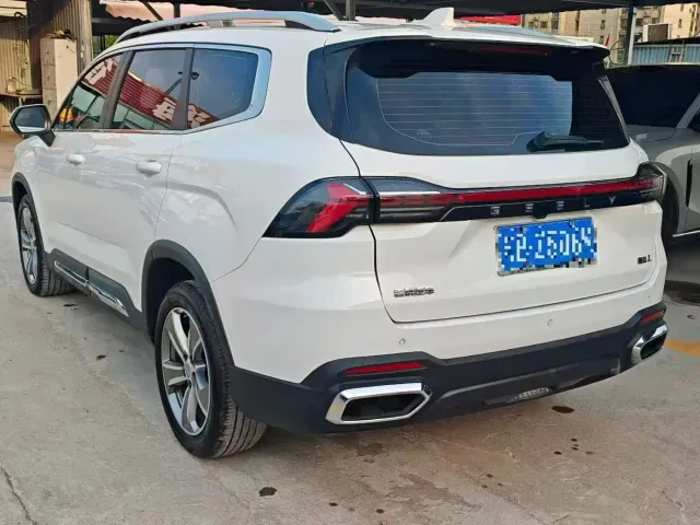 Geely Haoyue L — Фото автомобиля 9