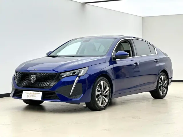 Фотография автомобиля — Peugeot 408