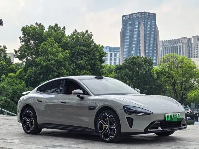 Xiaomi SU7 — Фото автомобиля 4