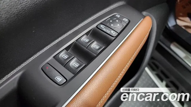 Renault-KoreaSamsung QM6 Новый QM6 2.0 GDe RE Signature 2WD — Фото автомобиля 22