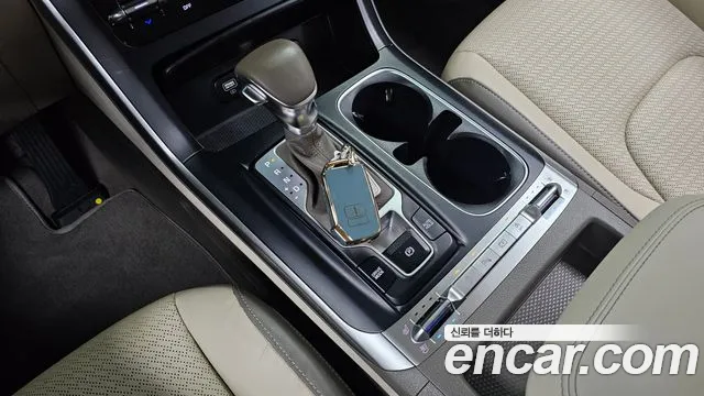 Kia Canival Carnival 4 поколение Дизель 9 мест Prestige — Фото автомобиля 9