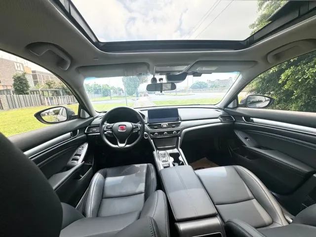 Honda Accord — Фото автомобиля 7