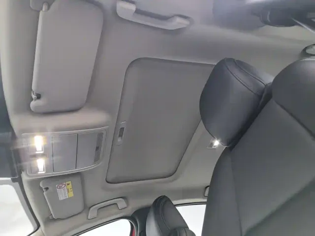 Mazda Axela — Фото автомобиля 14
