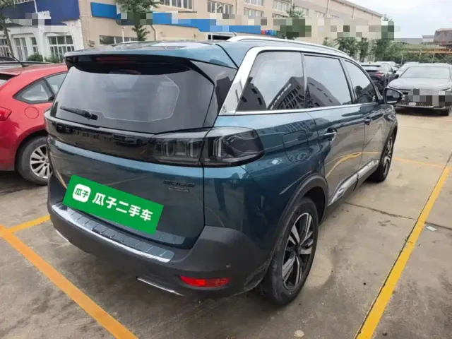 Peugeot 5008 — Фото автомобиля 6