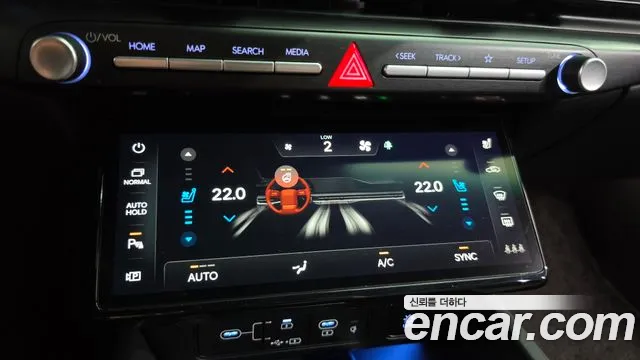Hyundai Grandeur Grandeur (GN7) 2.5 Бензин 2WD — Фото автомобиля 25