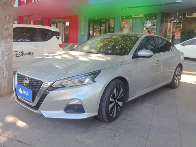 Фотография автомобиля — Nissan Teana