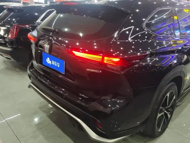 Toyota Crown Kluger — Фото автомобиля 4