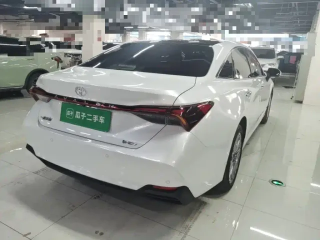 Toyota Avalon — Фото автомобиля 6