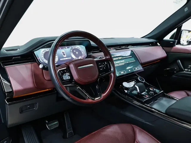 Land Rover Range Rover Sport — Фото автомобиля 17