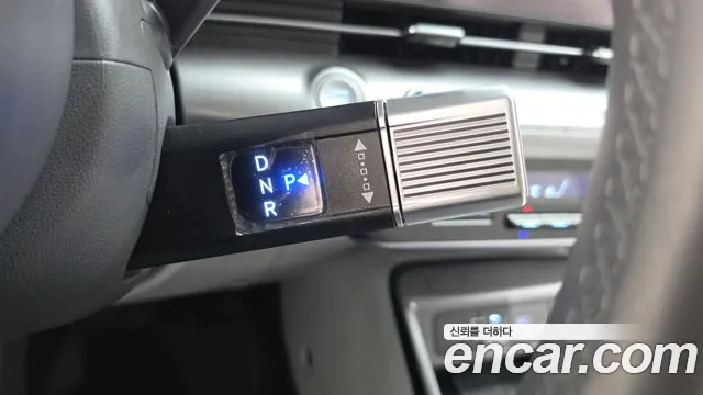 Hyundai Kona — Фото автомобиля 12