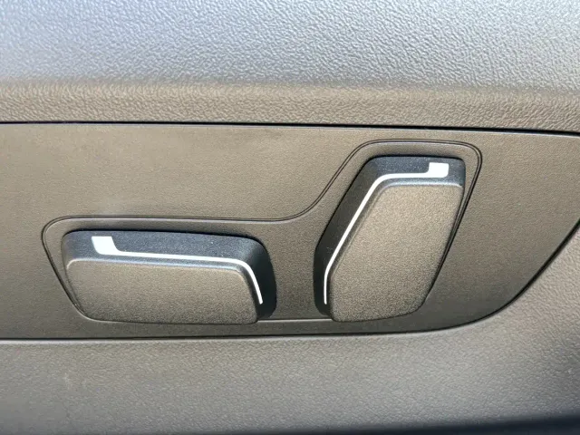 BMW 5 Series — Фото автомобиля 23