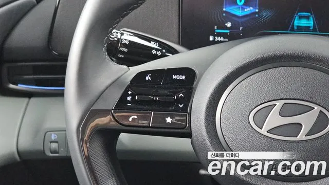 Hyundai Avante CN7 — Фото автомобиля 15