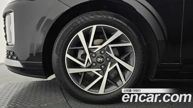 Hyundai Grandeur GN7 — Фото автомобиля 5