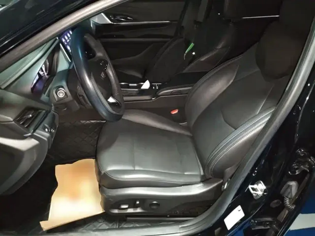 Cadillac CT4 — Фото автомобиля 14