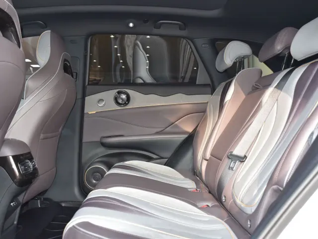 BYD Frigate 07 2023 DM-i 100KM Premium — Фото автомобиля 7