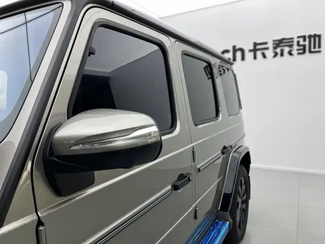 Mercedes-Benz G-Class — Фото автомобиля 5