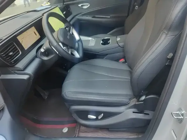 BYD Sealion 06 New Energy 2025 DM-i 170 Pilot Pro Edition — Фото автомобиля 9