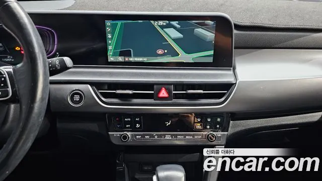 Kia Seltos New — Фото автомобиля 13