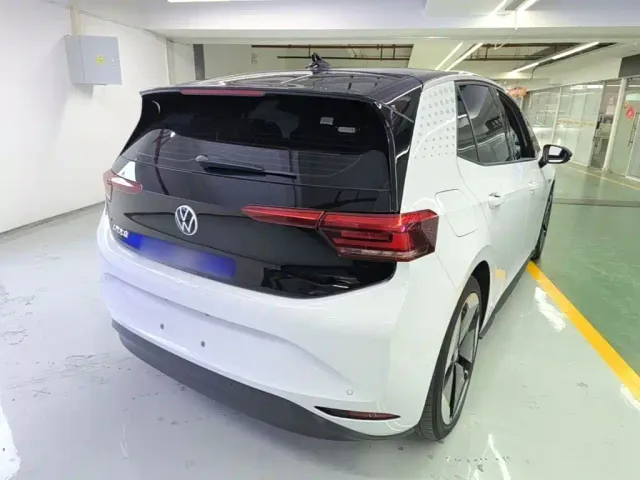 Volkswagen ID.3 — Фото автомобиля 6