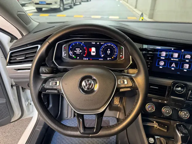 Volkswagen Sagitar — Фото автомобиля 9