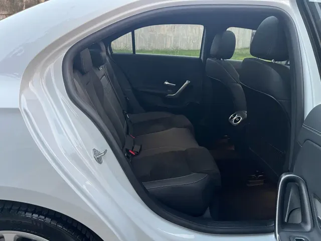 Mercedes-Benz A-Class — Фото автомобиля 12