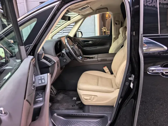 Toyota Alphard — Фото автомобиля 5