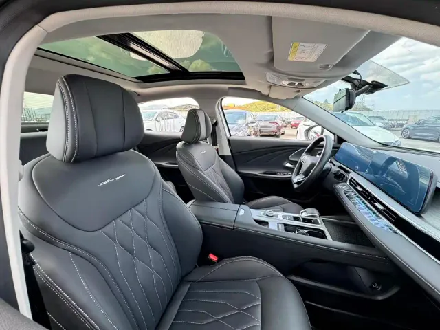 Chery Arrizo 8 — Фото автомобиля 6