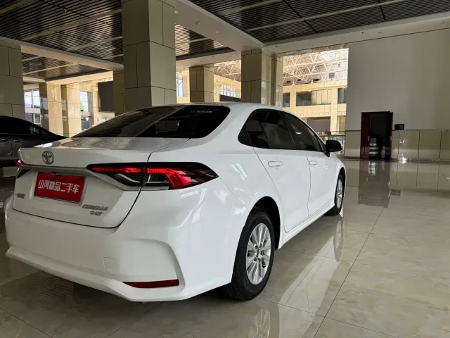 Toyota Corolla — Фото автомобиля 12