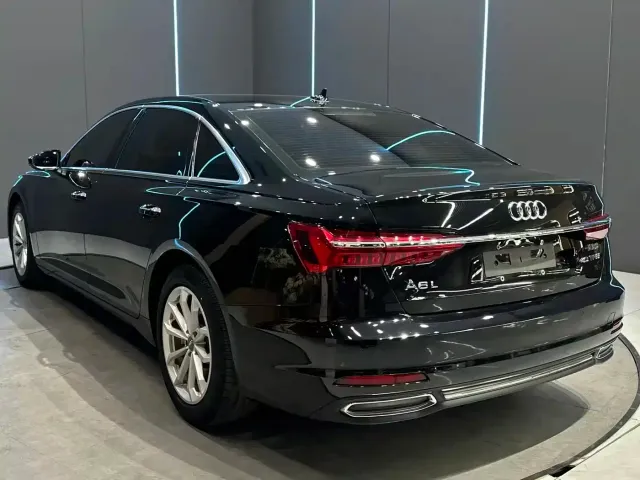Audi A6L — Фото автомобиля 8