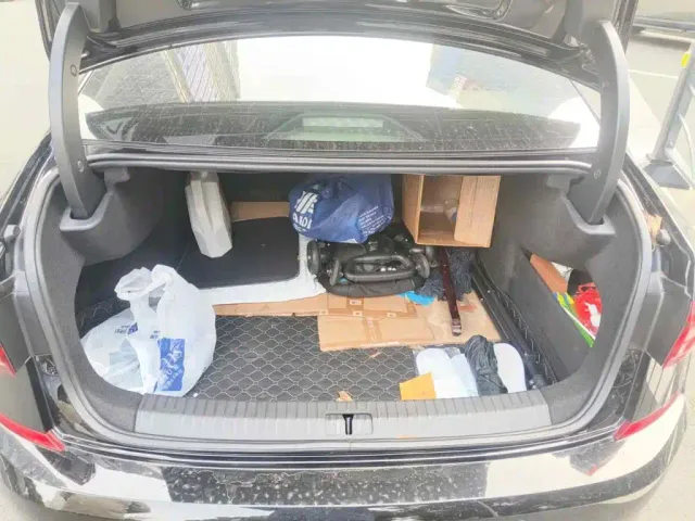 Volkswagen Passat — Фото автомобиля 5