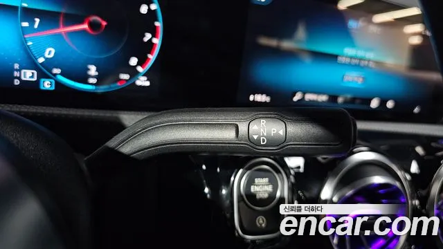 Mercedes-Benz A-Class — Фото автомобиля 9