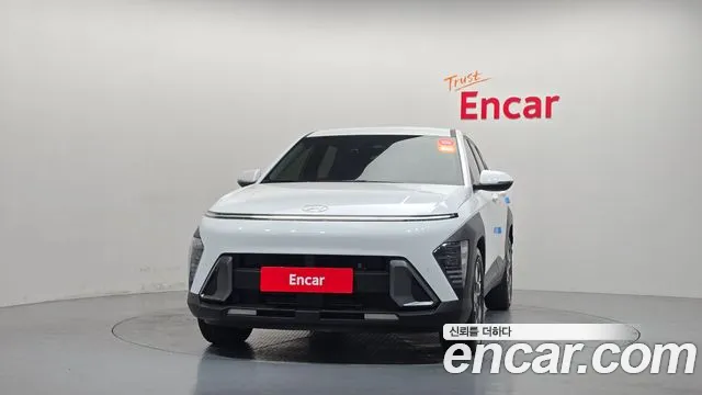 Hyundai Kona Бензин 1.6 турбо 2WD — Фото автомобиля 2
