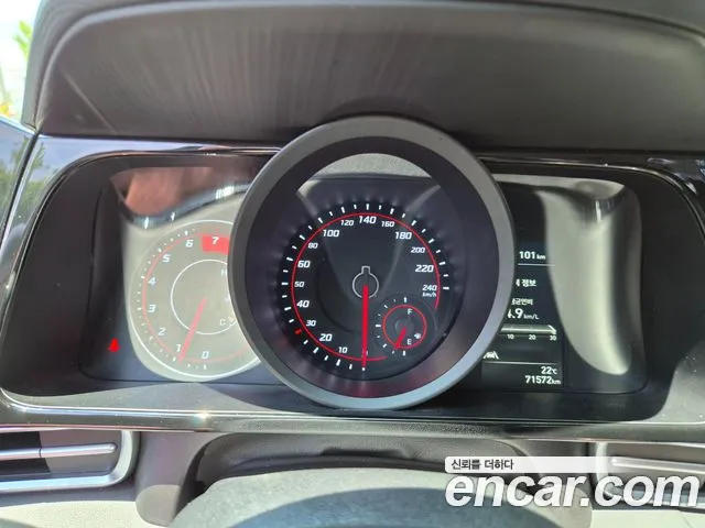 Hyundai AVANTE Avante (CN7) — Фото автомобиля 13
