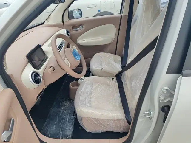 Wuling Hongguang Mini EV — Фото автомобиля 14