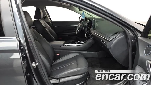 Hyundai Sonata Sonata (DN8) 2.0 LPG(Для проката) — Фото автомобиля 26