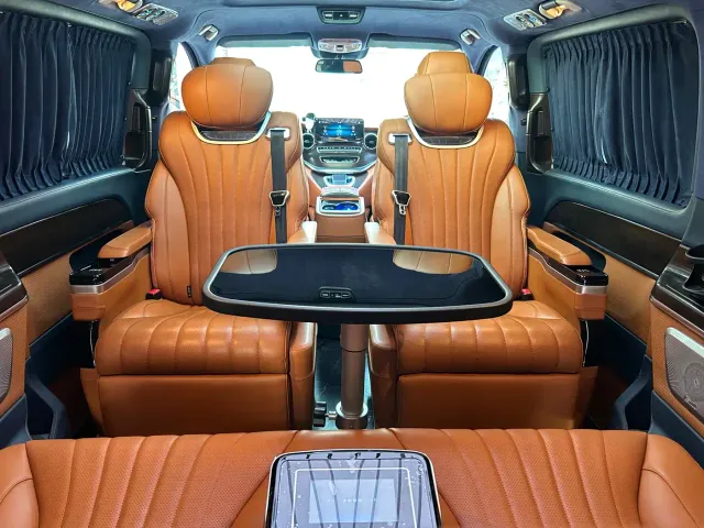 Mercedes-Benz V-Class — Фото автомобиля 21