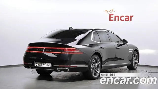 Genesis G90 Бензин 3.5 турбо AWD — Фото автомобиля 2