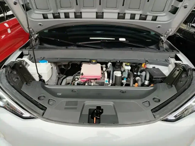 Geely Galaxy E5 — Фото автомобиля 19