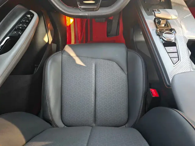 Changan Z6 — Фото автомобиля 7