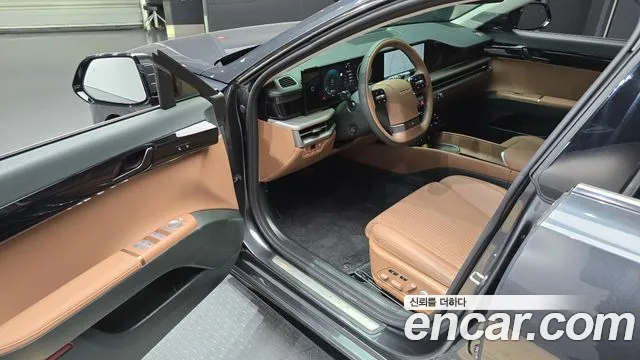 Hyundai Grandeur GN7 — Фото автомобиля 10