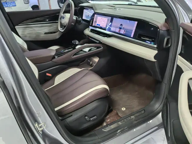 Geely Xingyue L — Фото автомобиля 12