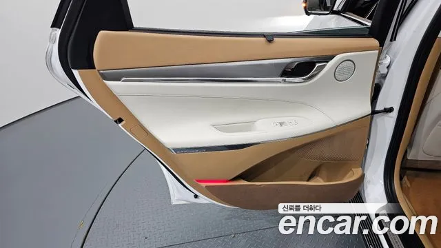Hyundai Grandeur Grandeur (New) — Фото автомобиля 24