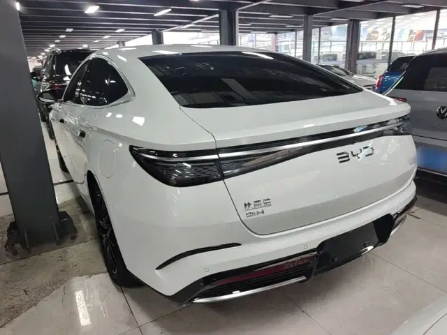 BYD Seal — Фото автомобиля 4