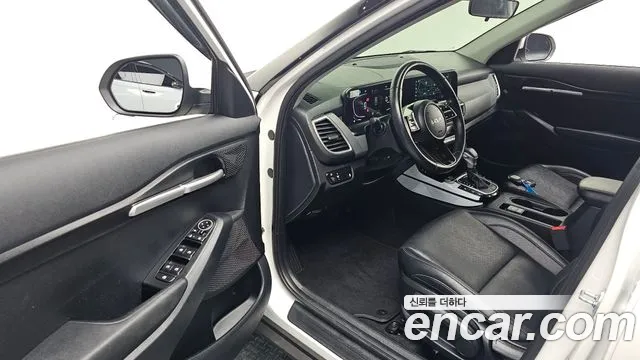 Kia Seltos New — Фото автомобиля 15