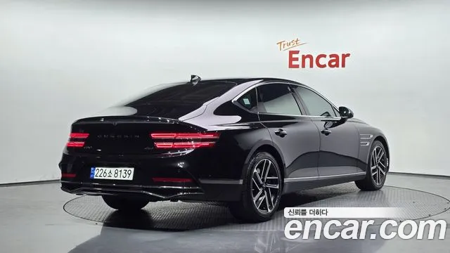 Genesis G80 RG3 — Фото автомобиля 2
