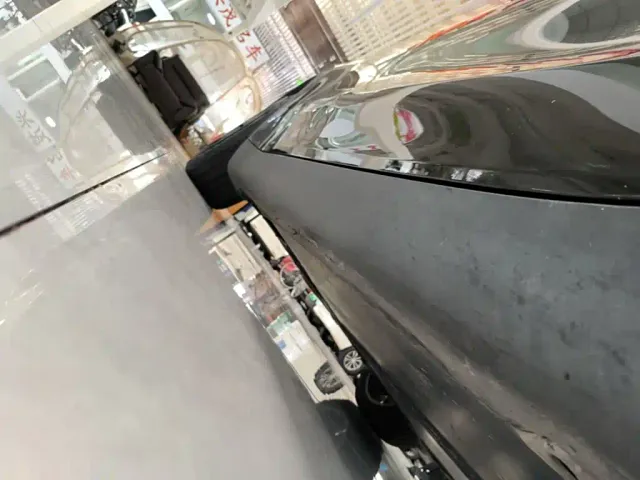 Tesla Model Y — Фото автомобиля 20