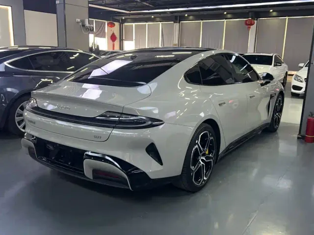 Xiaomi SU7 — Фото автомобиля 6