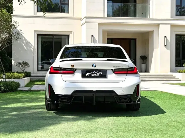 BMW 3 Series — Фото автомобиля 5