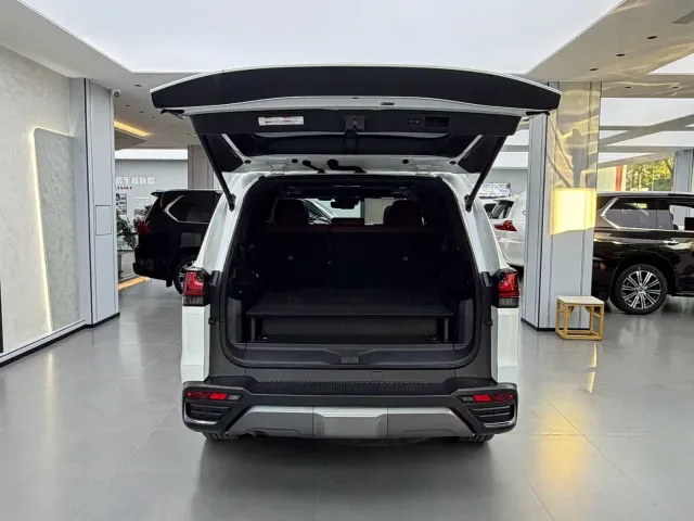 Lexus LX — Фото автомобиля 9